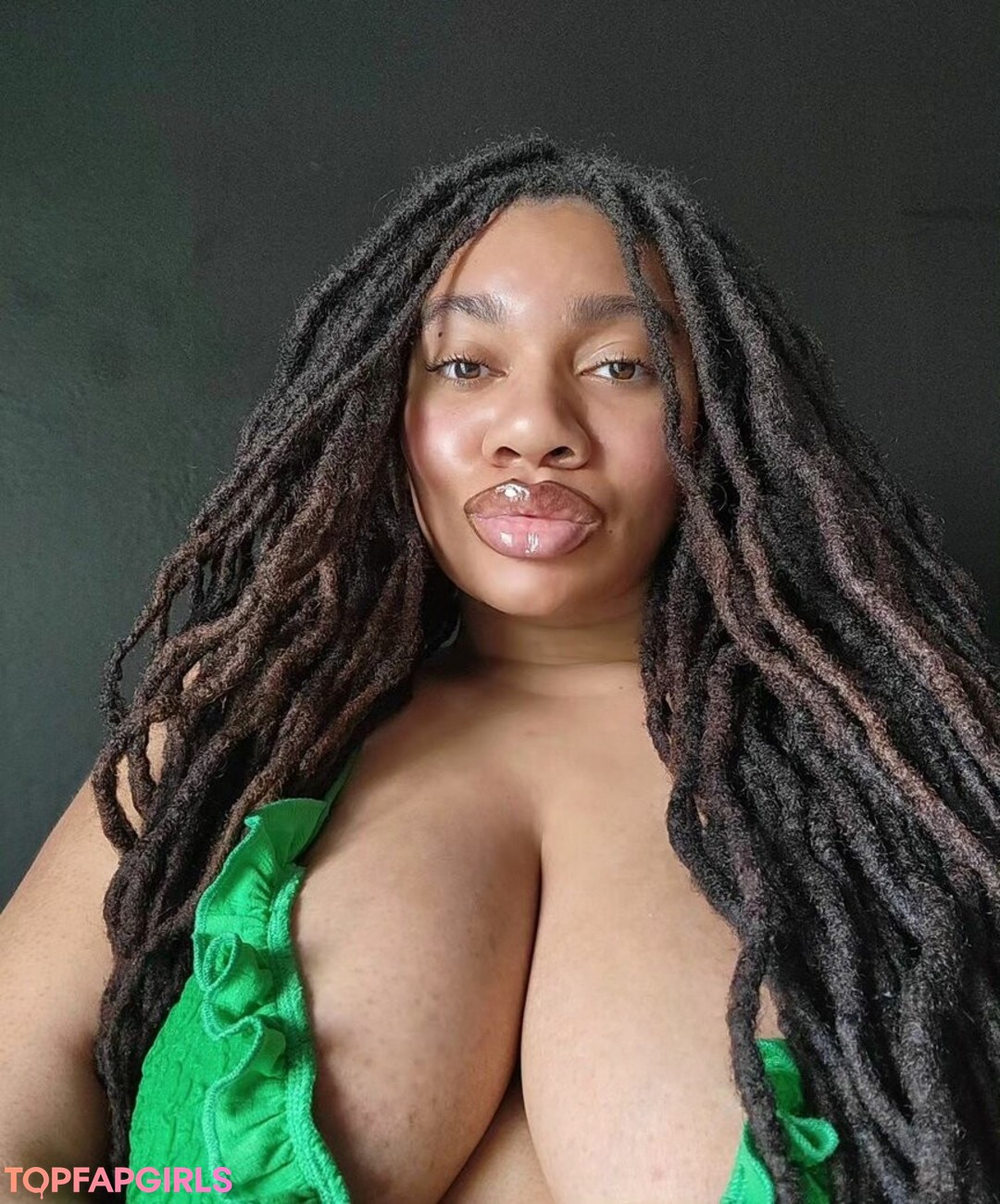 Foto desnuda filtrada de OnlyFans de Locked Honey Princess #139 Foto desnuda filtrada de OnlyFans de Locked Honey Princess #139