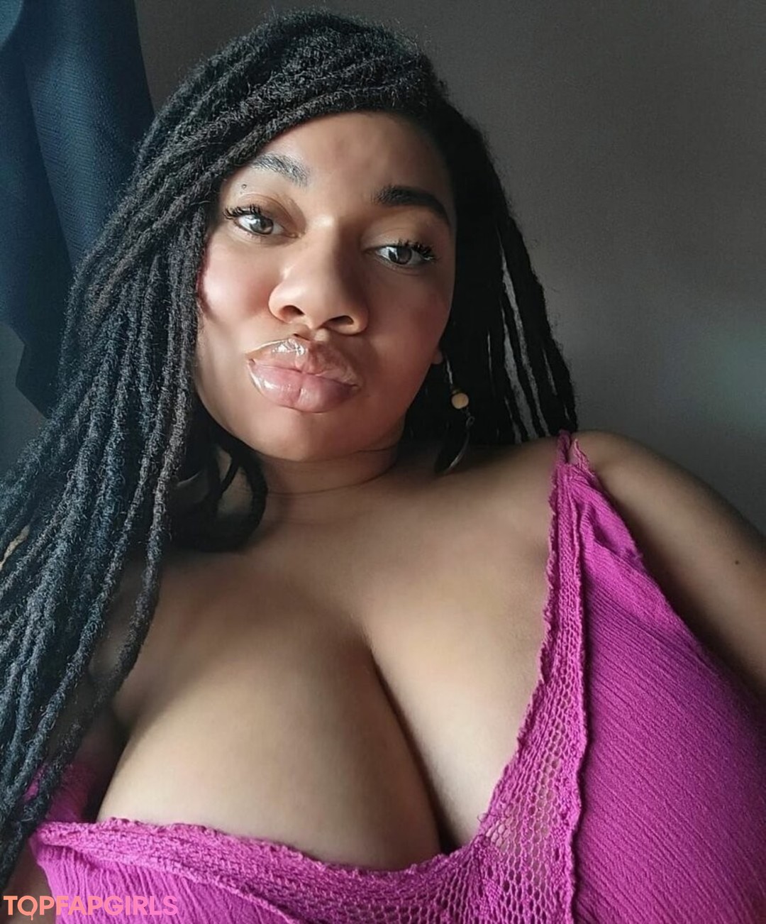 Foto desnuda filtrada de OnlyFans de Locked Honey Princess #74 Foto desnuda filtrada de OnlyFans de Locked Honey Princess #74