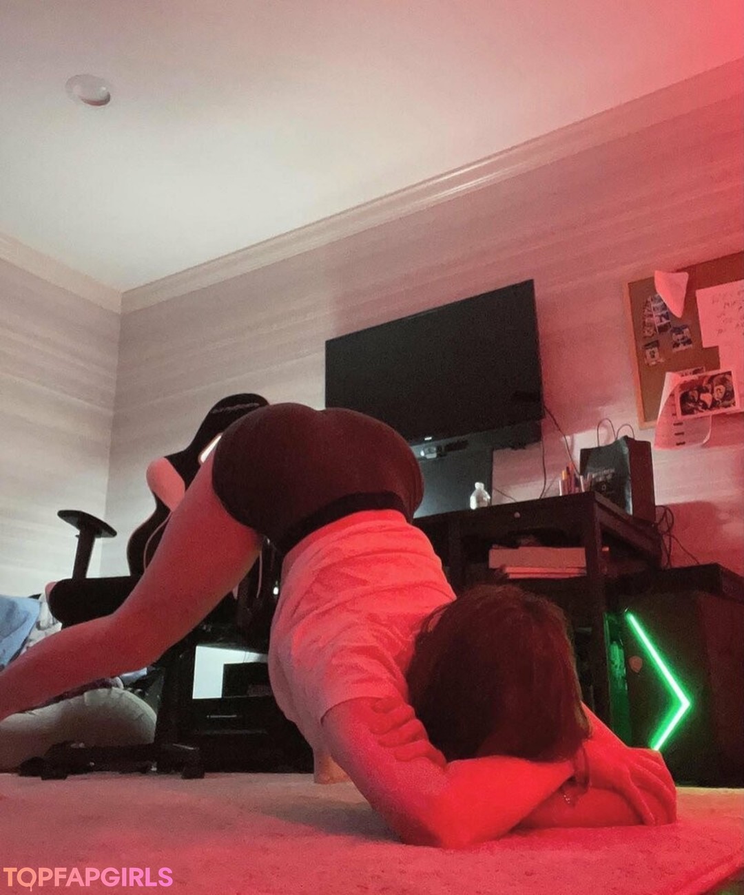 Foto desnuda filtrada de OnlyFans de Finnlewisxxx #12 Foto desnuda filtrada de OnlyFans de Finnlewisxxx #12