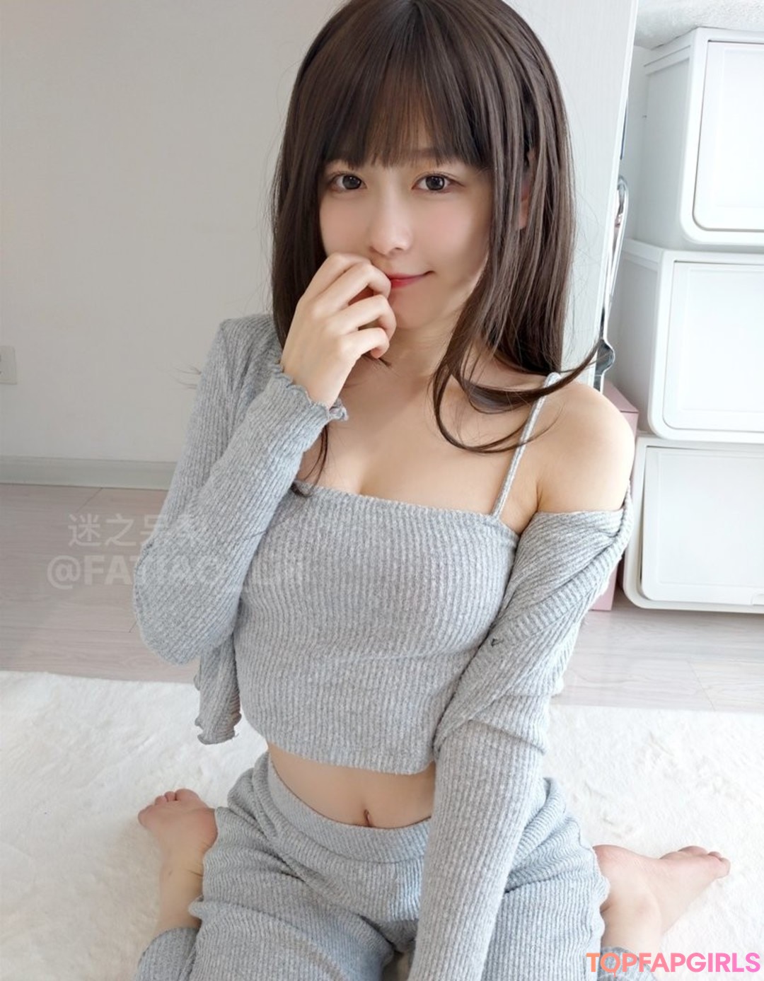 Foto desnuda filtrada de OnlyFans de Fatiaoliii #380 Foto desnuda filtrada de OnlyFans de Fatiaoliii #380