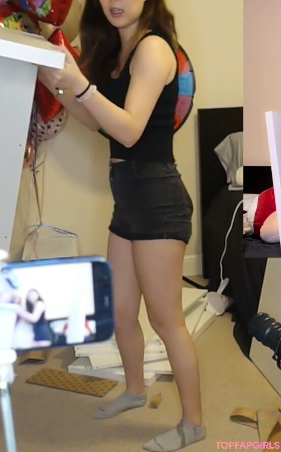 Foto desnuda filtrada de OnlyFans de Extraemily #37 Foto desnuda filtrada de OnlyFans de Extraemily #37