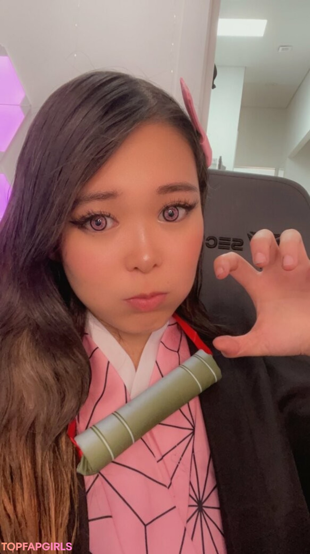 Foto desnuda filtrada de OnlyFans de Extraemily #7 Foto desnuda filtrada de OnlyFans de Extraemily #7