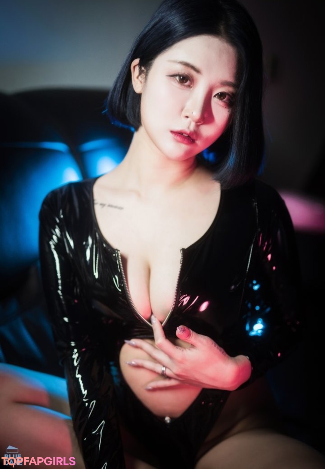 Foto desnuda filtrada de OnlyFans de Girlcrushfancam #398 Foto desnuda filtrada de OnlyFans de Girlcrushfancam #398