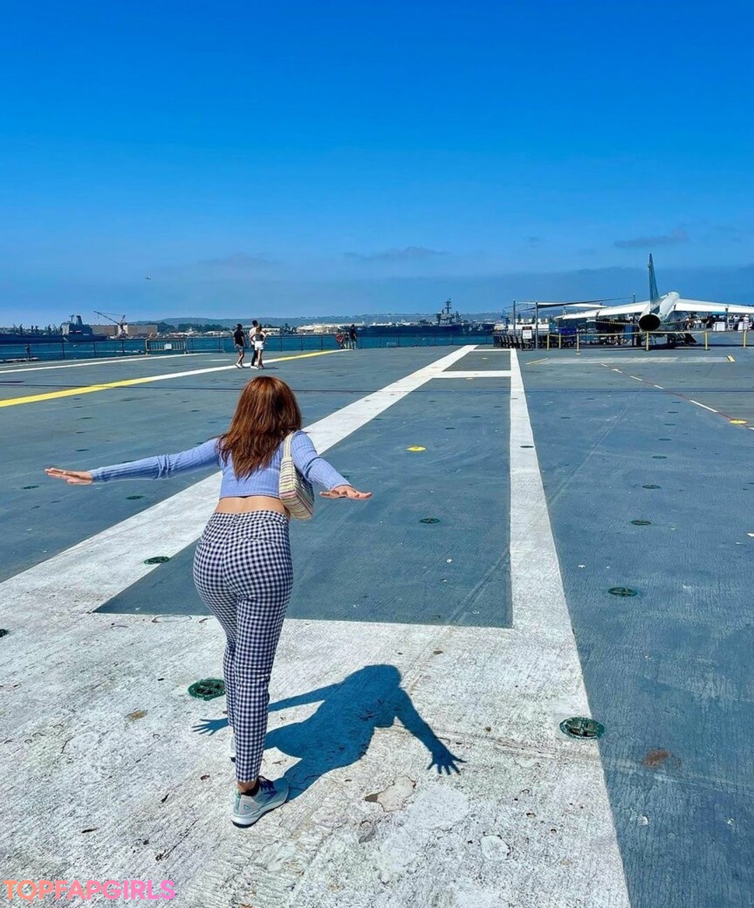 Foto desnuda filtrada de OnlyFans de Abelina Sabrina #38 Foto desnuda filtrada de OnlyFans de Abelina Sabrina #38