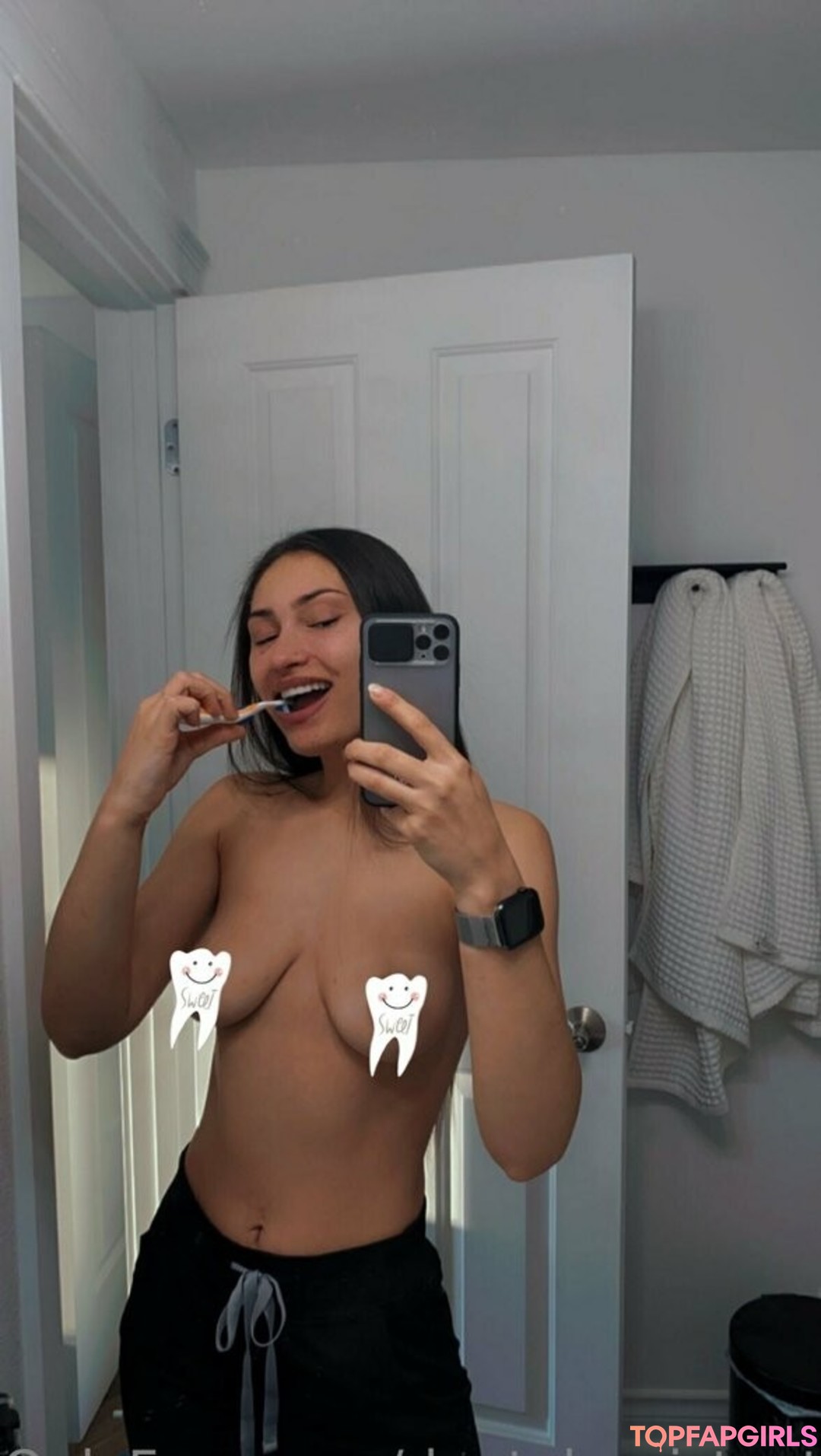 Foto desnuda filtrada de OnlyFans de Dentalassistantgirl #14 Foto desnuda filtrada de OnlyFans de Dentalassistantgirl #14