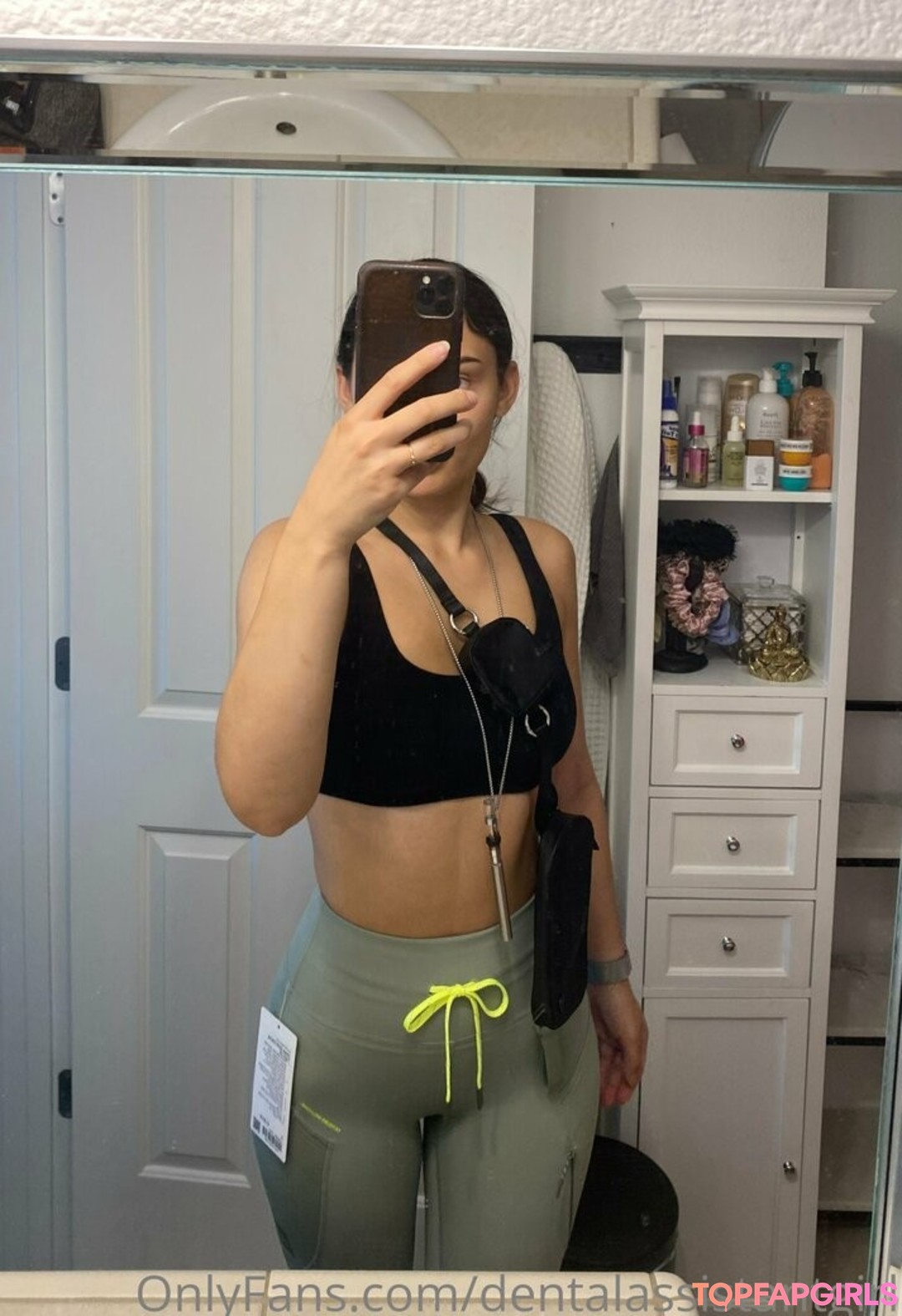 Foto desnuda filtrada de OnlyFans de Dentalassistantgirl #41 Foto desnuda filtrada de OnlyFans de Dentalassistantgirl #41