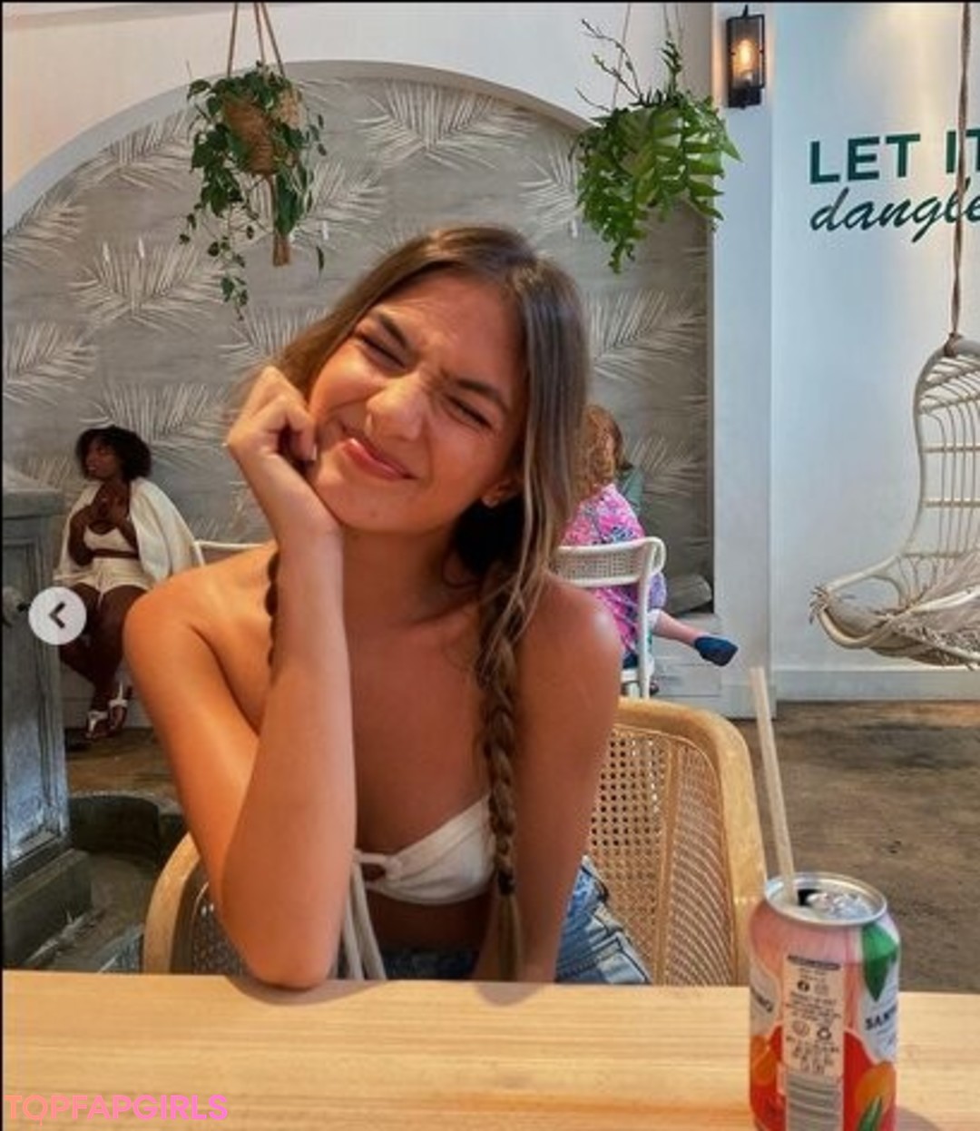 Foto desnuda filtrada de OnlyFans de Emily Legler #24 Foto desnuda filtrada de OnlyFans de Emily Legler #24