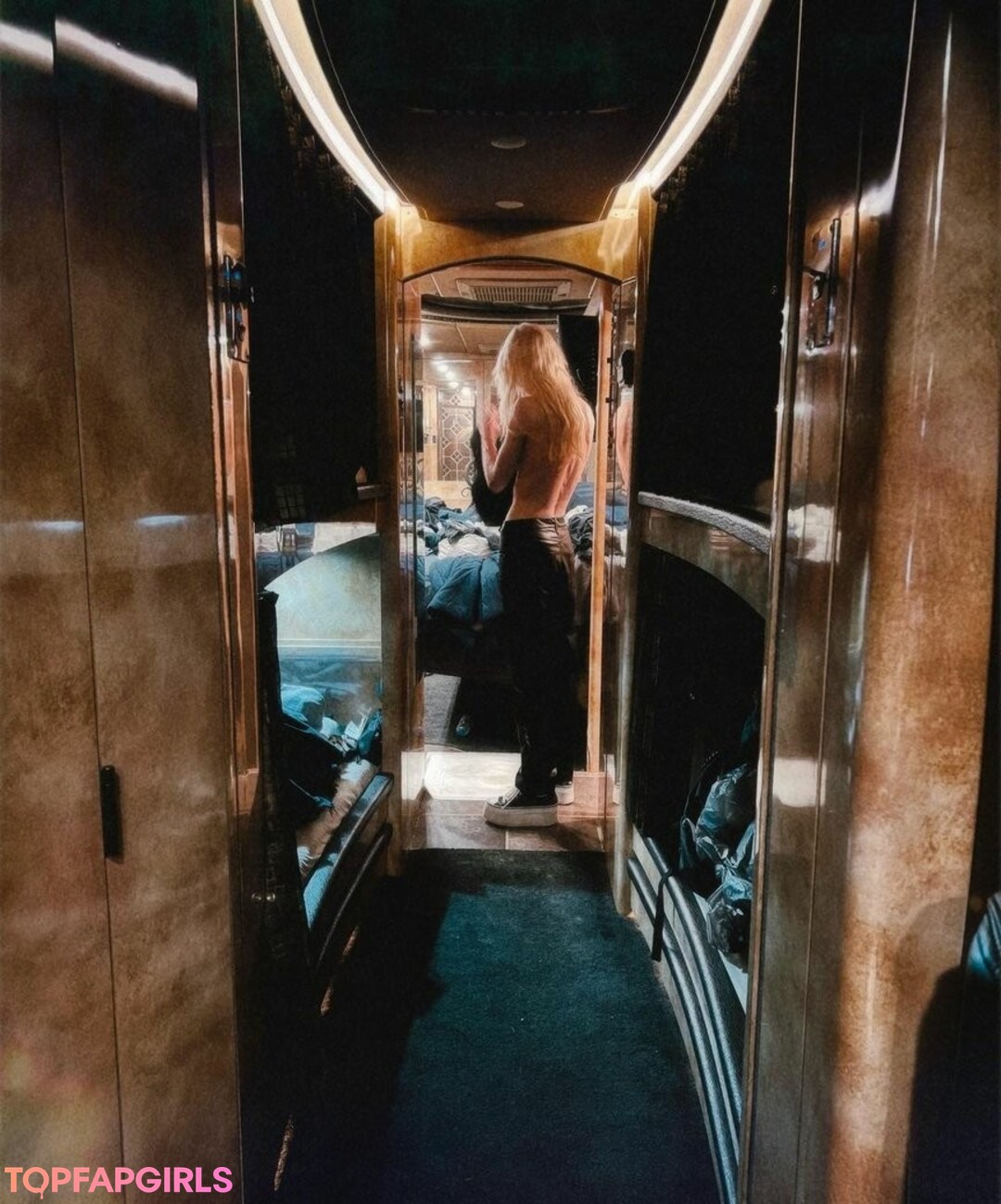 Foto desnuda filtrada de OnlyFans de Taylor Momsen #101 Foto desnuda filtrada de OnlyFans de Taylor Momsen #101