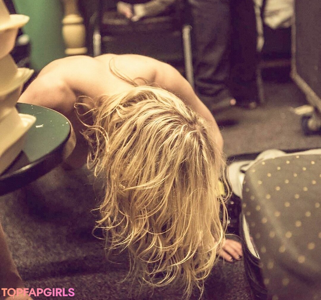 Foto desnuda filtrada de OnlyFans de Taylor Momsen #117 Foto desnuda filtrada de OnlyFans de Taylor Momsen #117