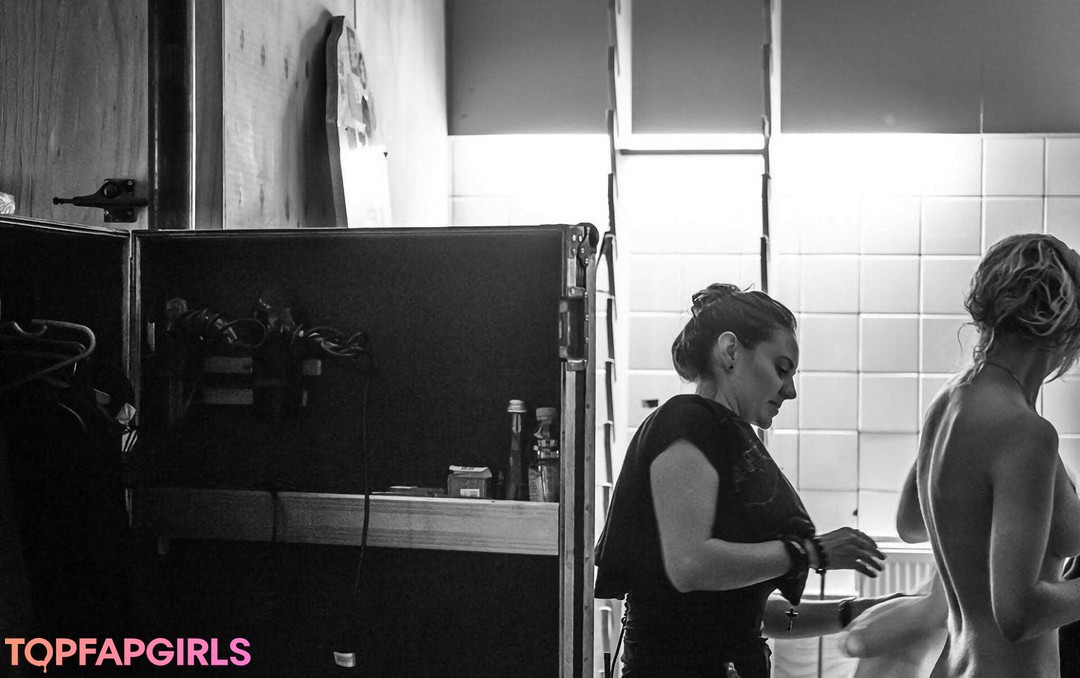 Foto desnuda filtrada de OnlyFans de Taylor Momsen #119 Foto desnuda filtrada de OnlyFans de Taylor Momsen #119