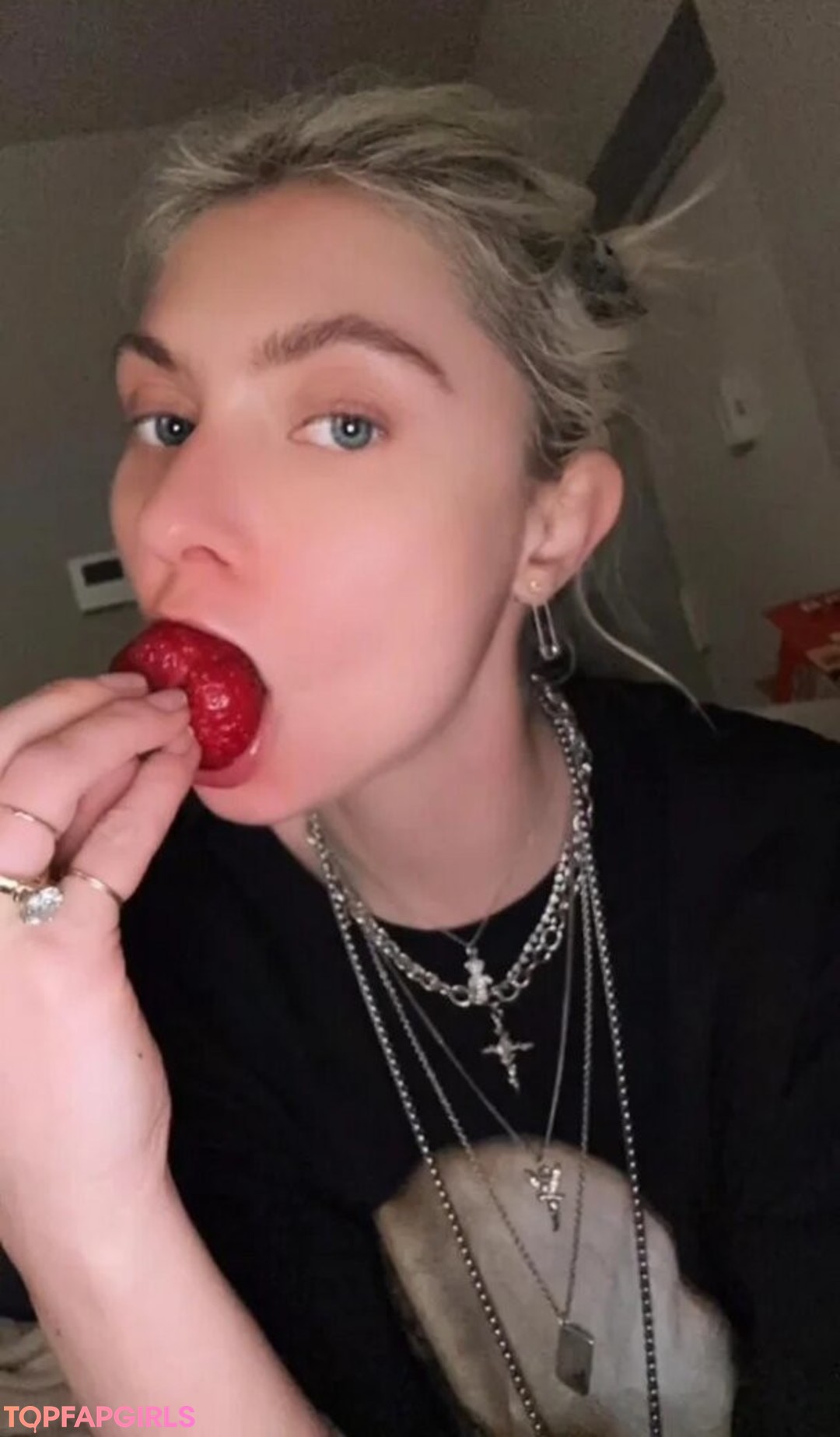 Foto desnuda filtrada de OnlyFans de Taylor Momsen #419 Foto desnuda filtrada de OnlyFans de Taylor Momsen #419