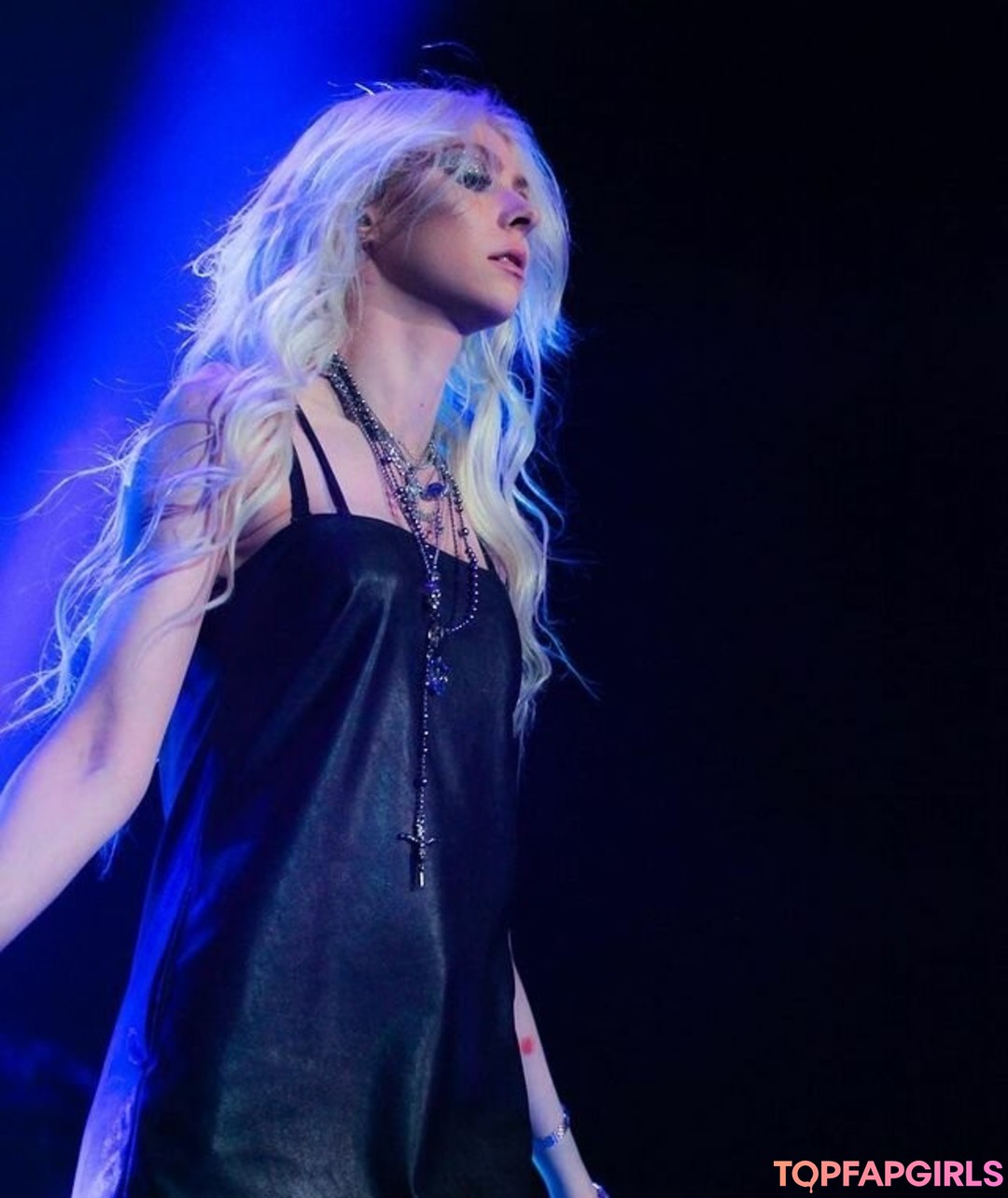 Foto desnuda filtrada de OnlyFans de Taylor Momsen #486 Foto desnuda filtrada de OnlyFans de Taylor Momsen #486