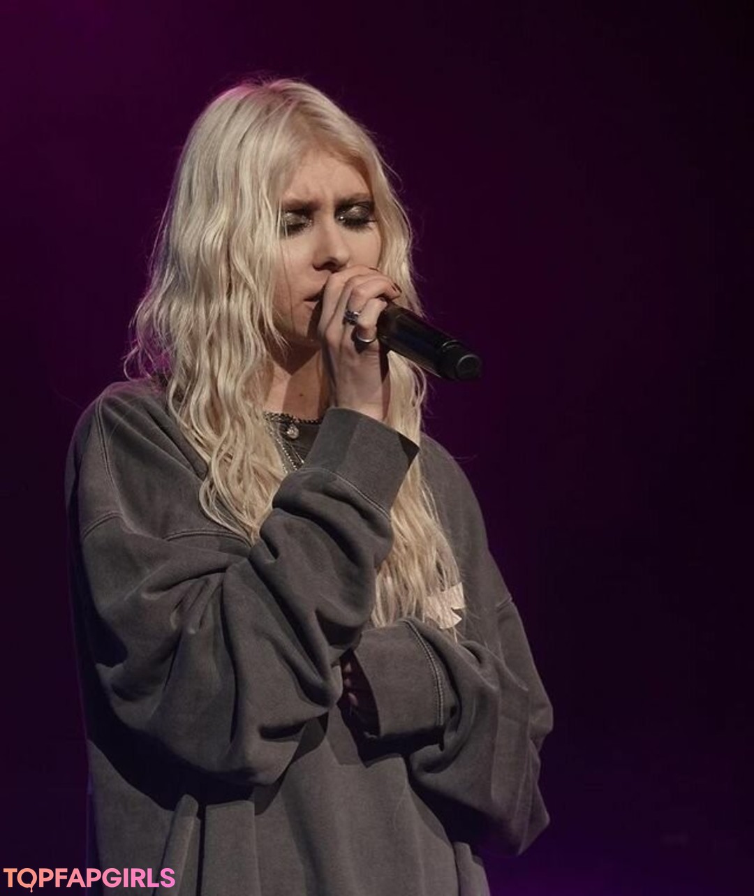 Foto desnuda filtrada de OnlyFans de Taylor Momsen #491 Foto desnuda filtrada de OnlyFans de Taylor Momsen #491