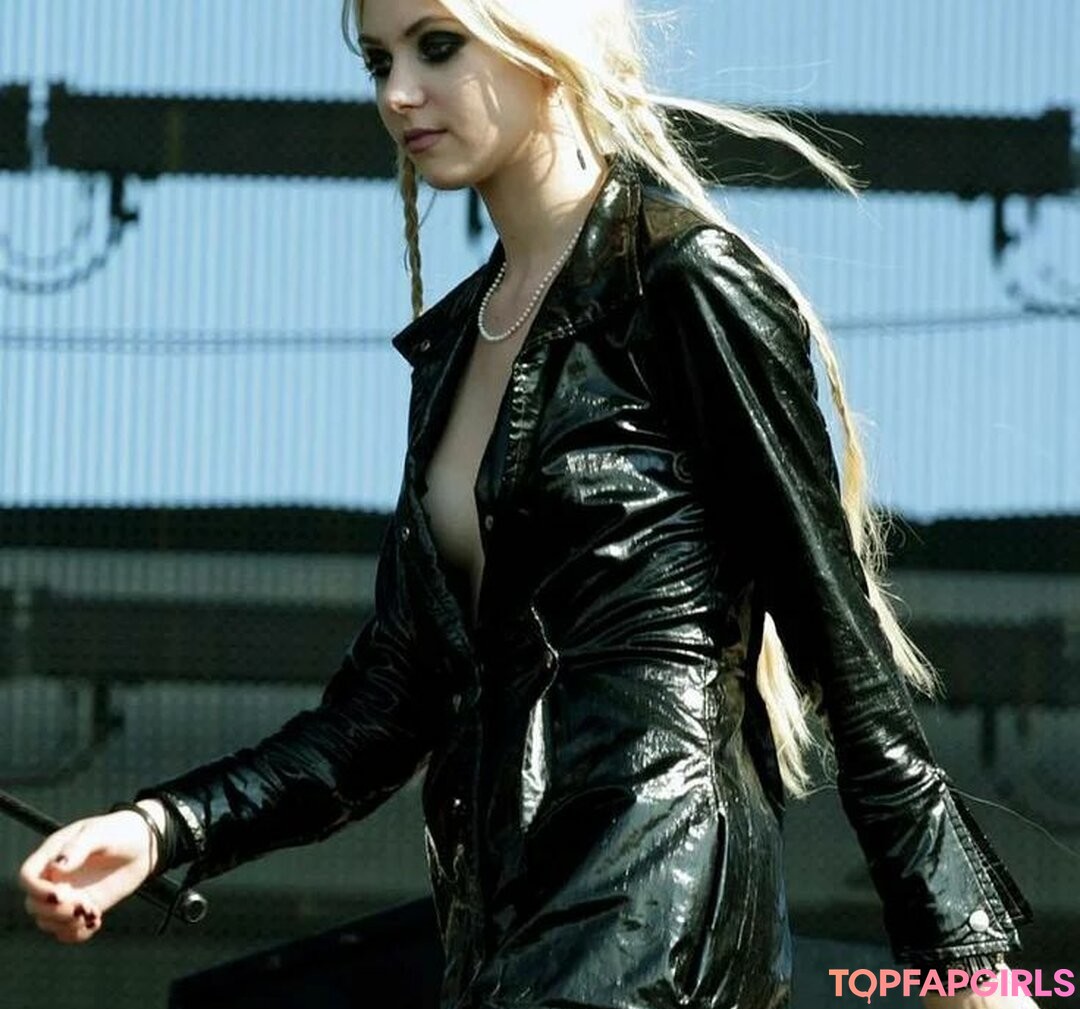 Foto desnuda filtrada de OnlyFans de Taylor Momsen #507 Foto desnuda filtrada de OnlyFans de Taylor Momsen #507