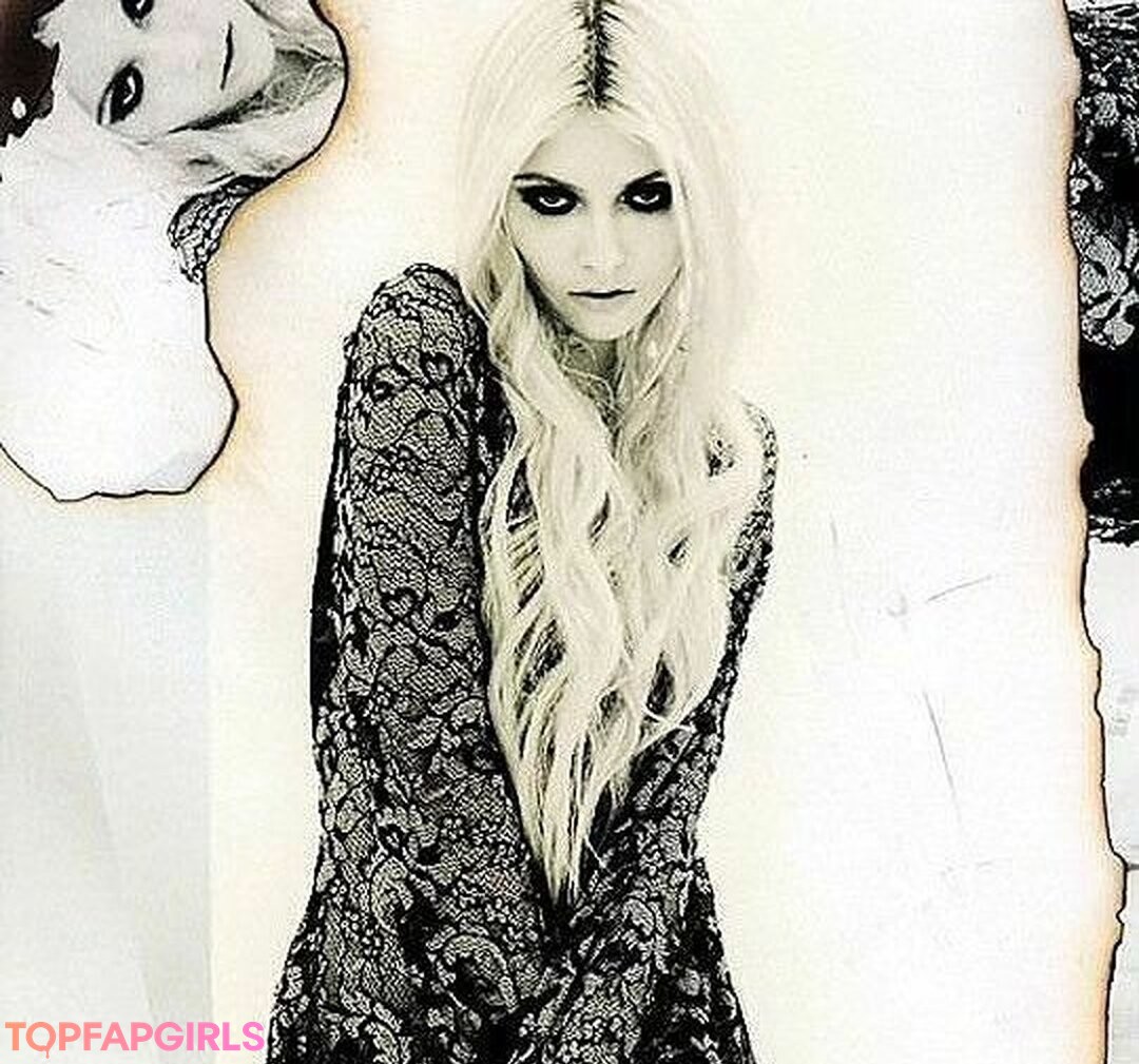 Foto desnuda filtrada de OnlyFans de Taylor Momsen #512 Foto desnuda filtrada de OnlyFans de Taylor Momsen #512