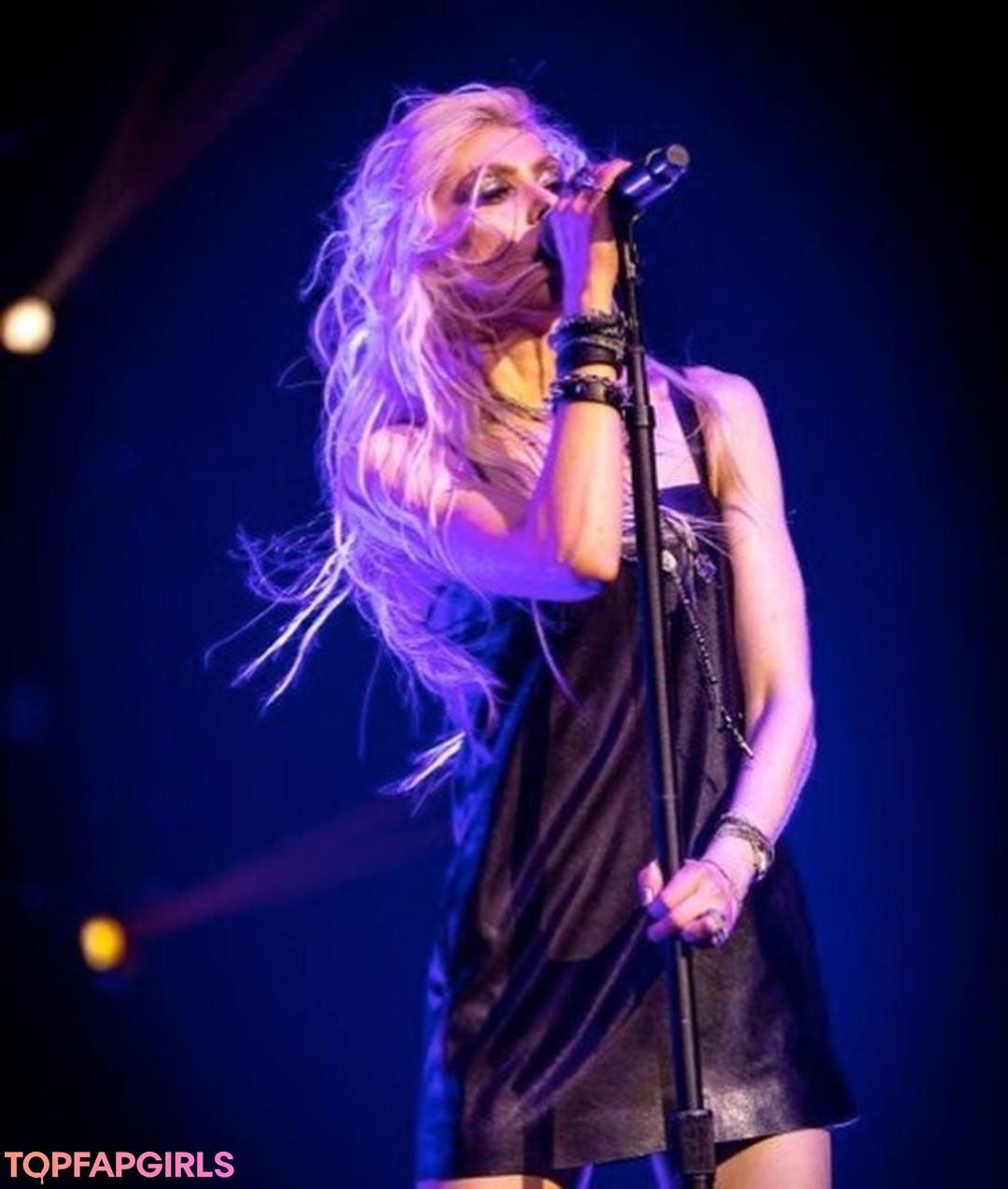 Foto desnuda filtrada de OnlyFans de Taylor Momsen #56 Foto desnuda filtrada de OnlyFans de Taylor Momsen #56