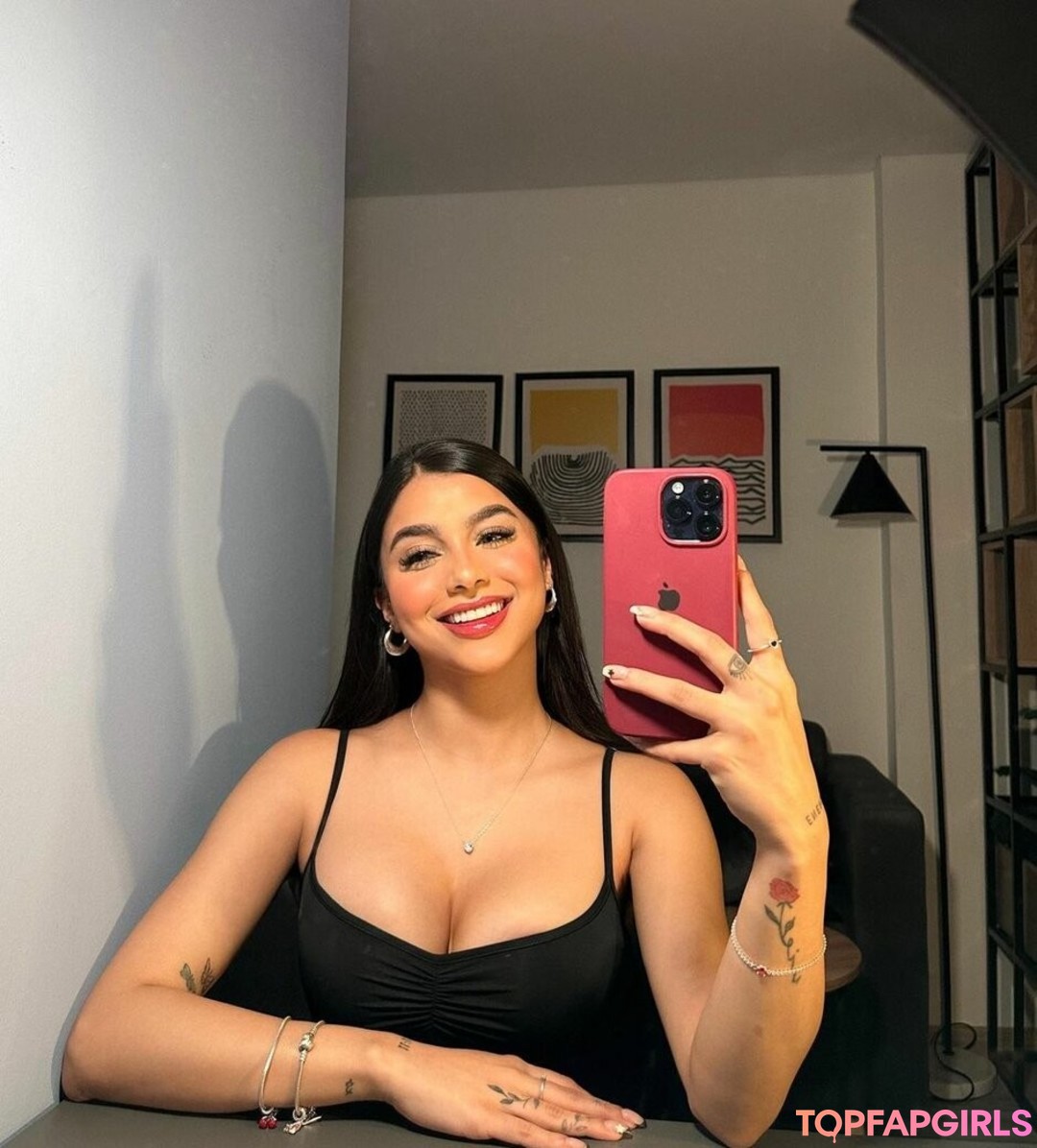 Foto desnuda filtrada de OnlyFans de Valeria Carruyo #38 Foto desnuda filtrada de OnlyFans de Valeria Carruyo #38