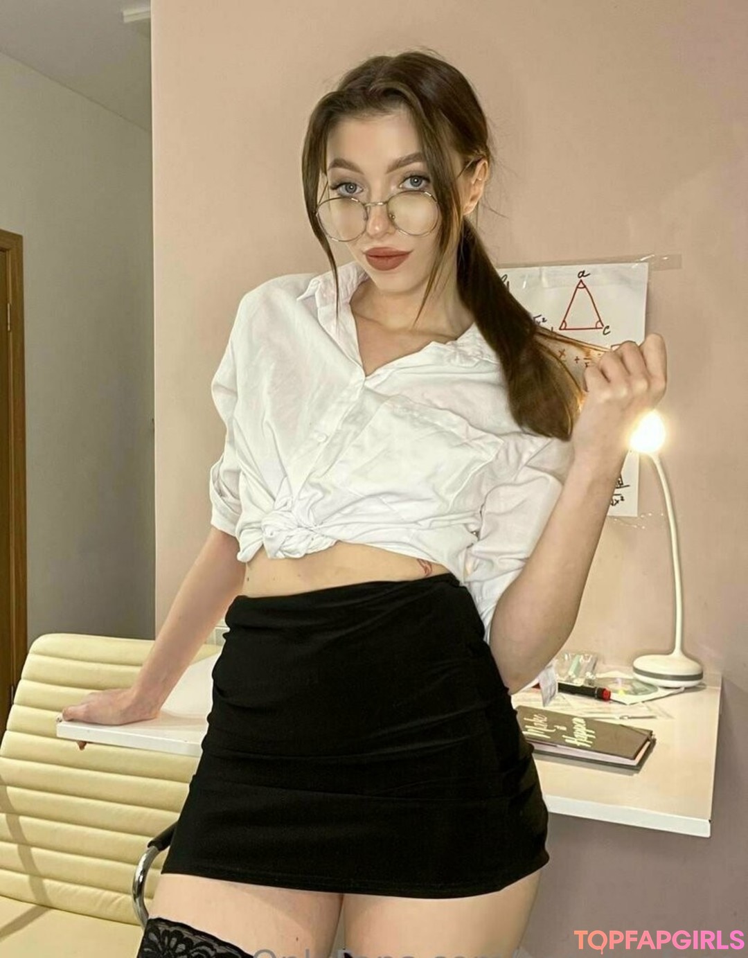 Foto desnuda filtrada de OnlyFans de Alisablanche #104 Foto desnuda filtrada de OnlyFans de Alisablanche #104