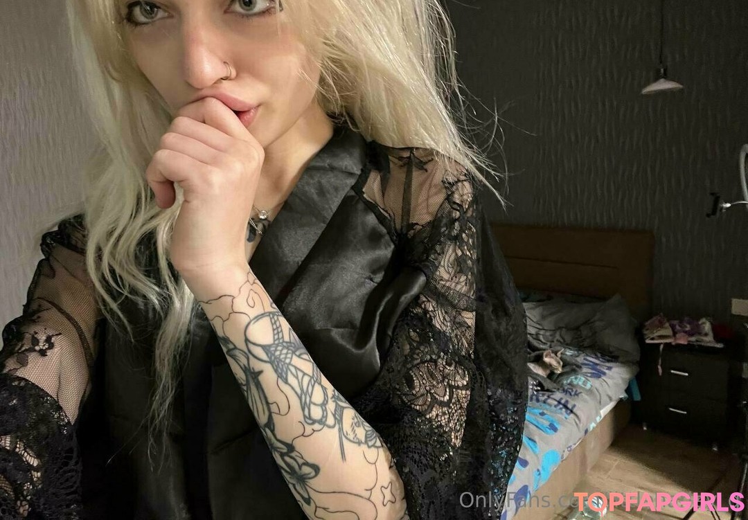 Foto desnuda filtrada de OnlyFans de Littleharleyq #266 Foto desnuda filtrada de OnlyFans de Littleharleyq #266