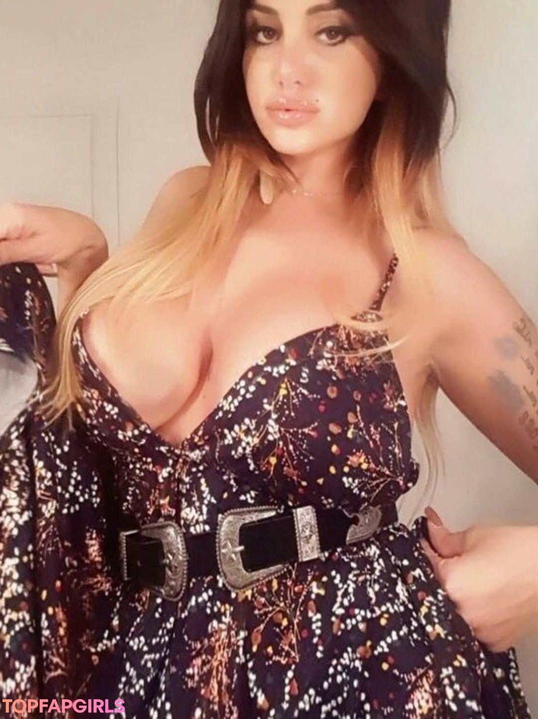 Foto desnuda filtrada de OnlyFans de Marika Fruscio #1224 Foto desnuda filtrada de OnlyFans de Marika Fruscio #1224