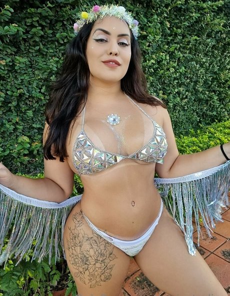 Foto desnuda filtrada de OnlyFans de Raphaela Starling