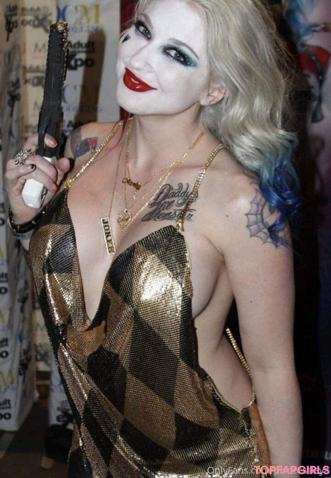 Foto desnuda filtrada de OnlyFans de Princessleya #10 Foto desnuda filtrada de OnlyFans de Princessleya #10