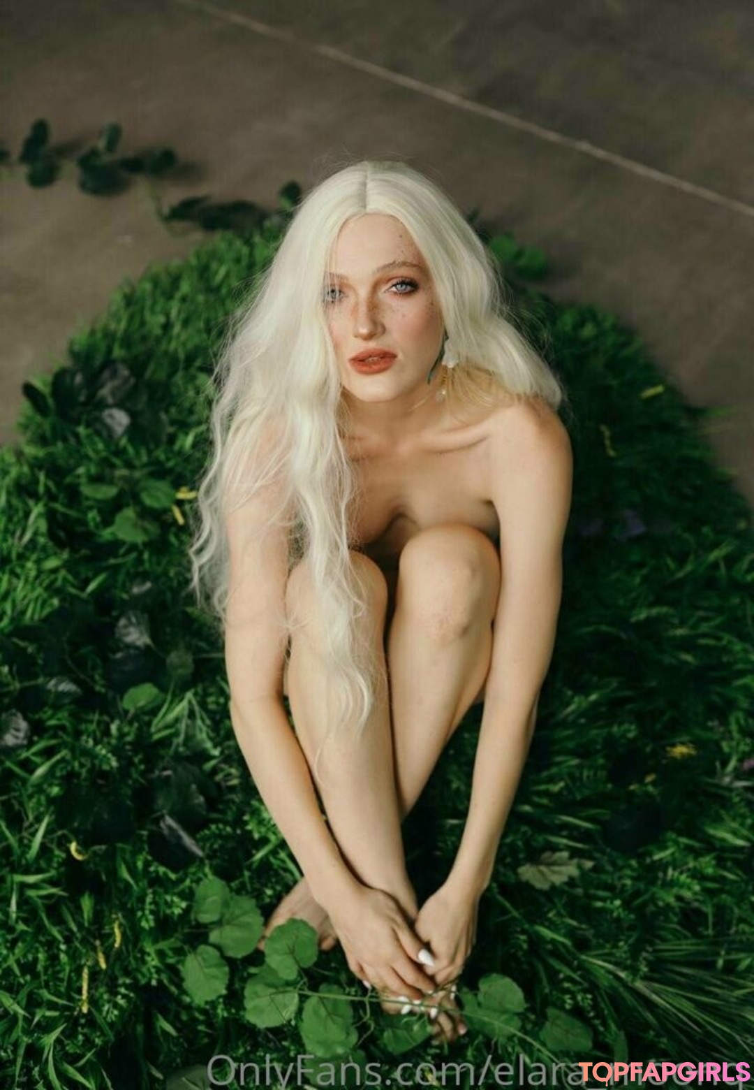 Foto desnuda filtrada de OnlyFans de Elaramoonq #126 Foto desnuda filtrada de OnlyFans de Elaramoonq #126