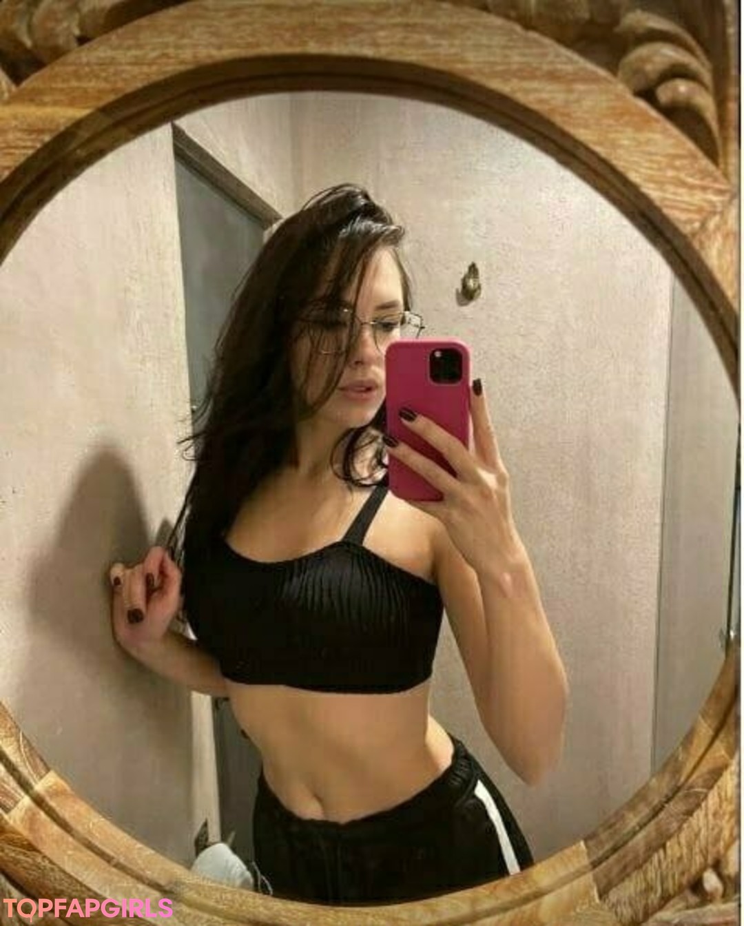 Foto desnuda filtrada de OnlyFans de Elaramoonq #45 Foto desnuda filtrada de OnlyFans de Elaramoonq #45