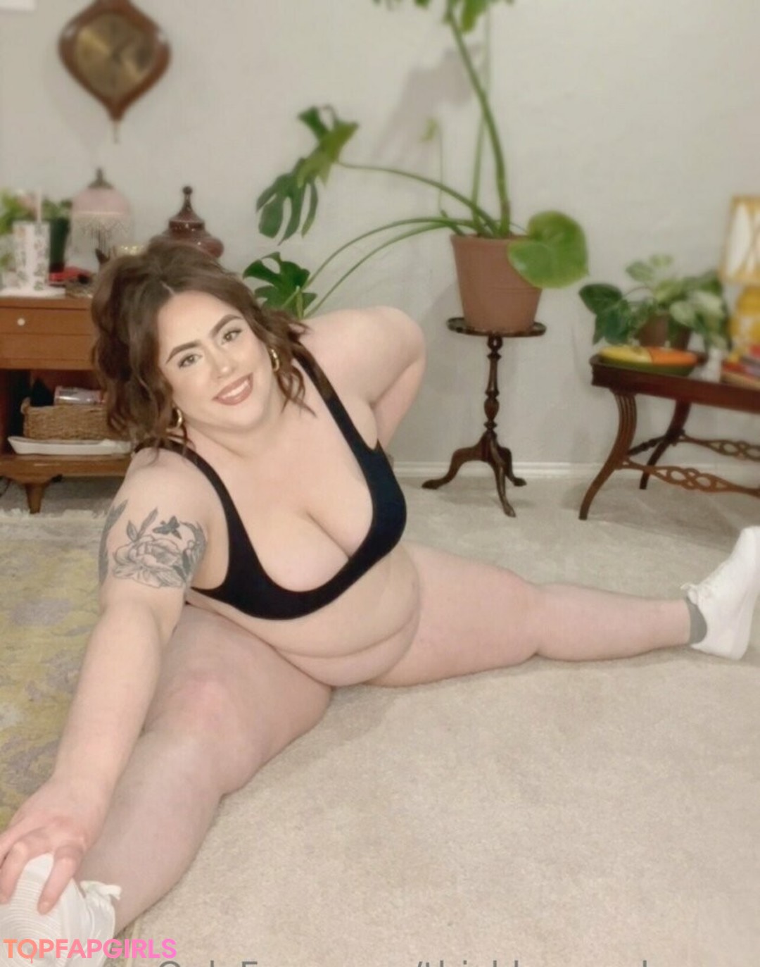 Foto desnuda filtrada de OnlyFans de Thickhungryhoney #138 Foto desnuda filtrada de OnlyFans de Thickhungryhoney #138