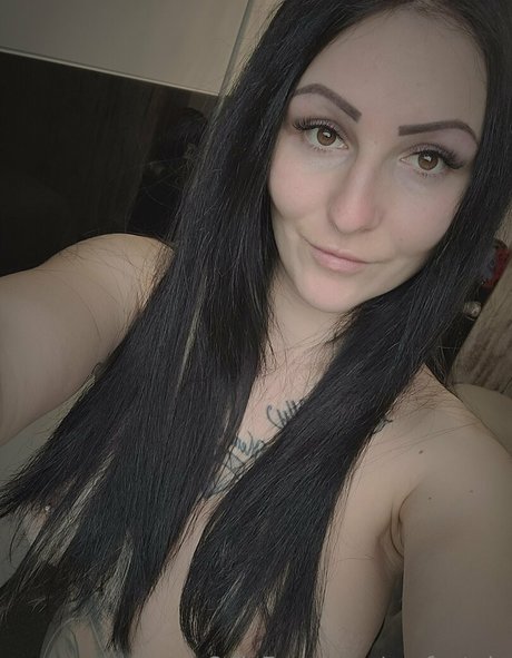 Cheekycharlotte