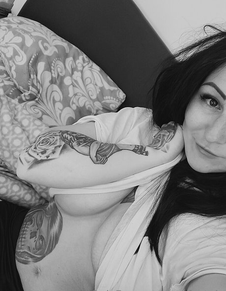 Cheeky.charlotte