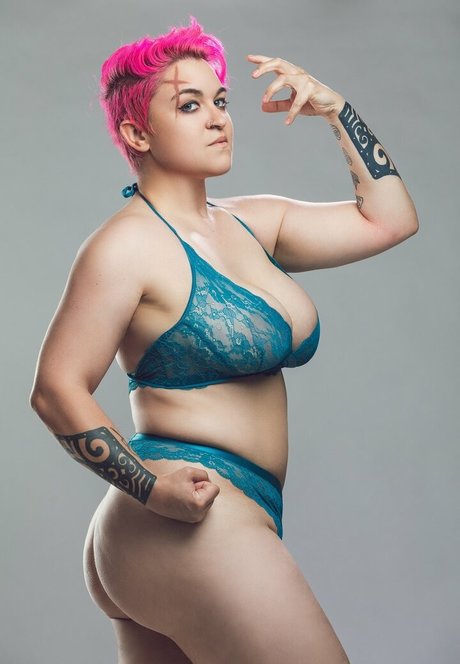 Yourbigbutchgf