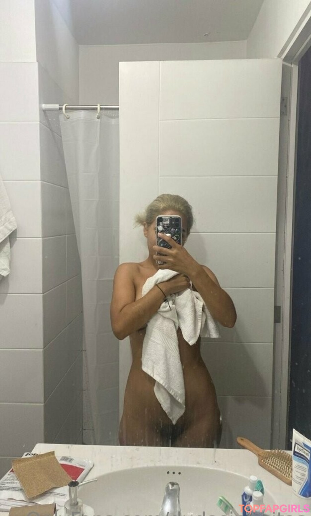 Foto desnuda filtrada de OnlyFans de Hotttblondie #34 Foto desnuda filtrada de OnlyFans de Hotttblondie #34