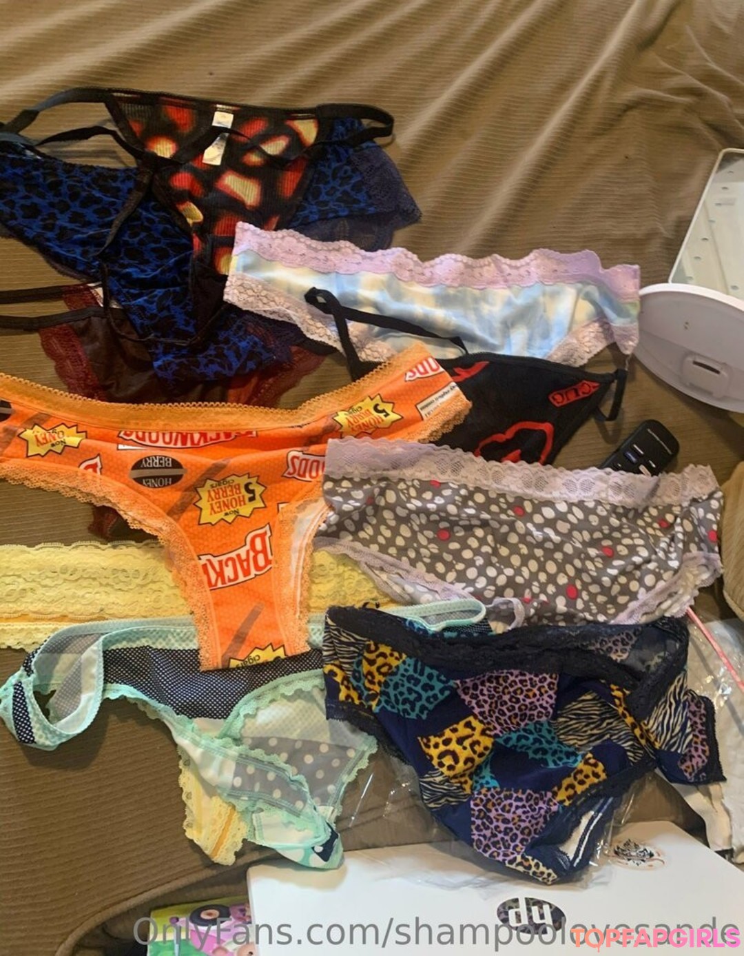 Foto desnuda filtrada de OnlyFans de Shampoolovesande #15 Foto desnuda filtrada de OnlyFans de Shampoolovesande #15