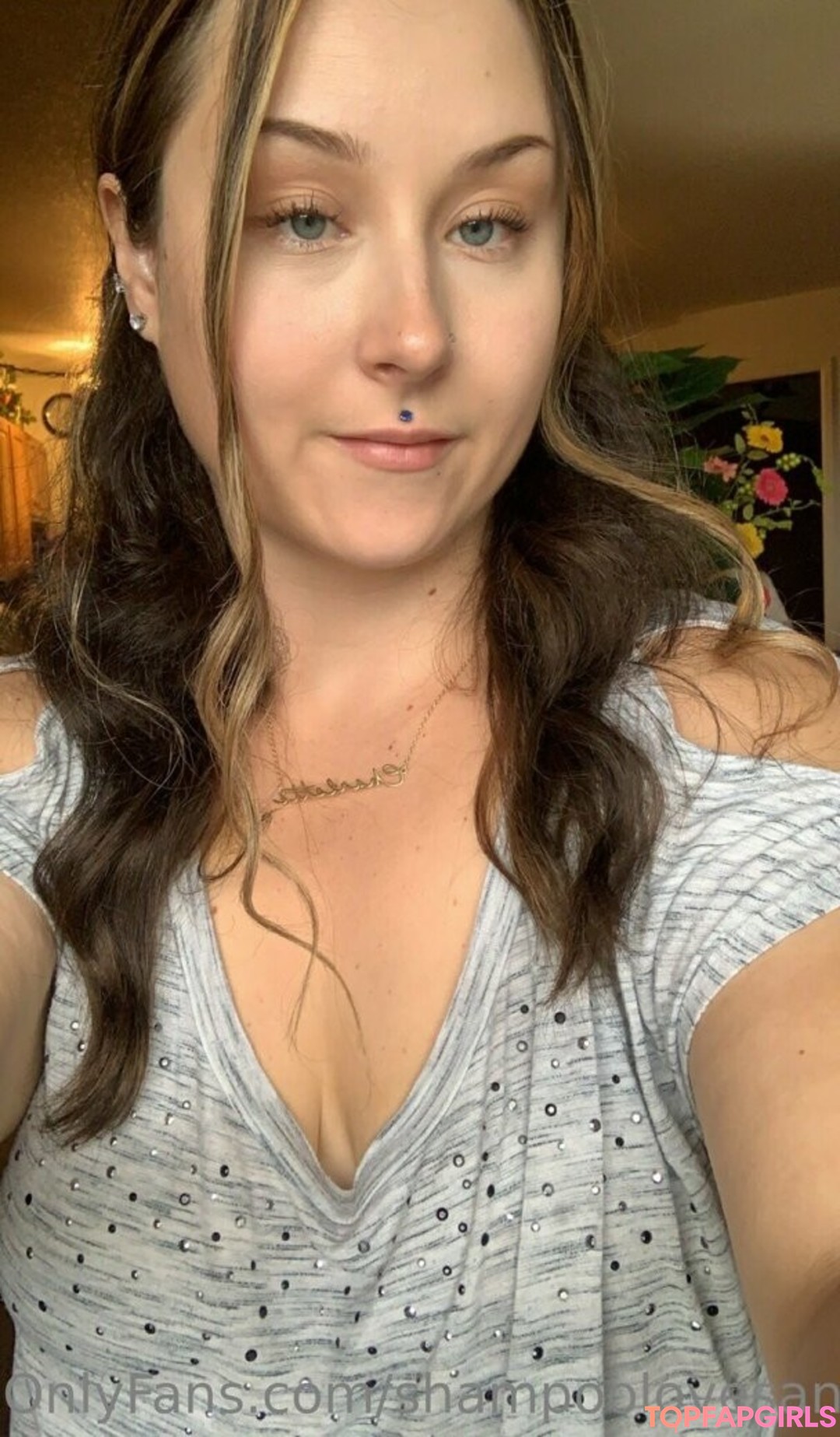 Foto desnuda filtrada de OnlyFans de Shampoolovesande #57 Foto desnuda filtrada de OnlyFans de Shampoolovesande #57