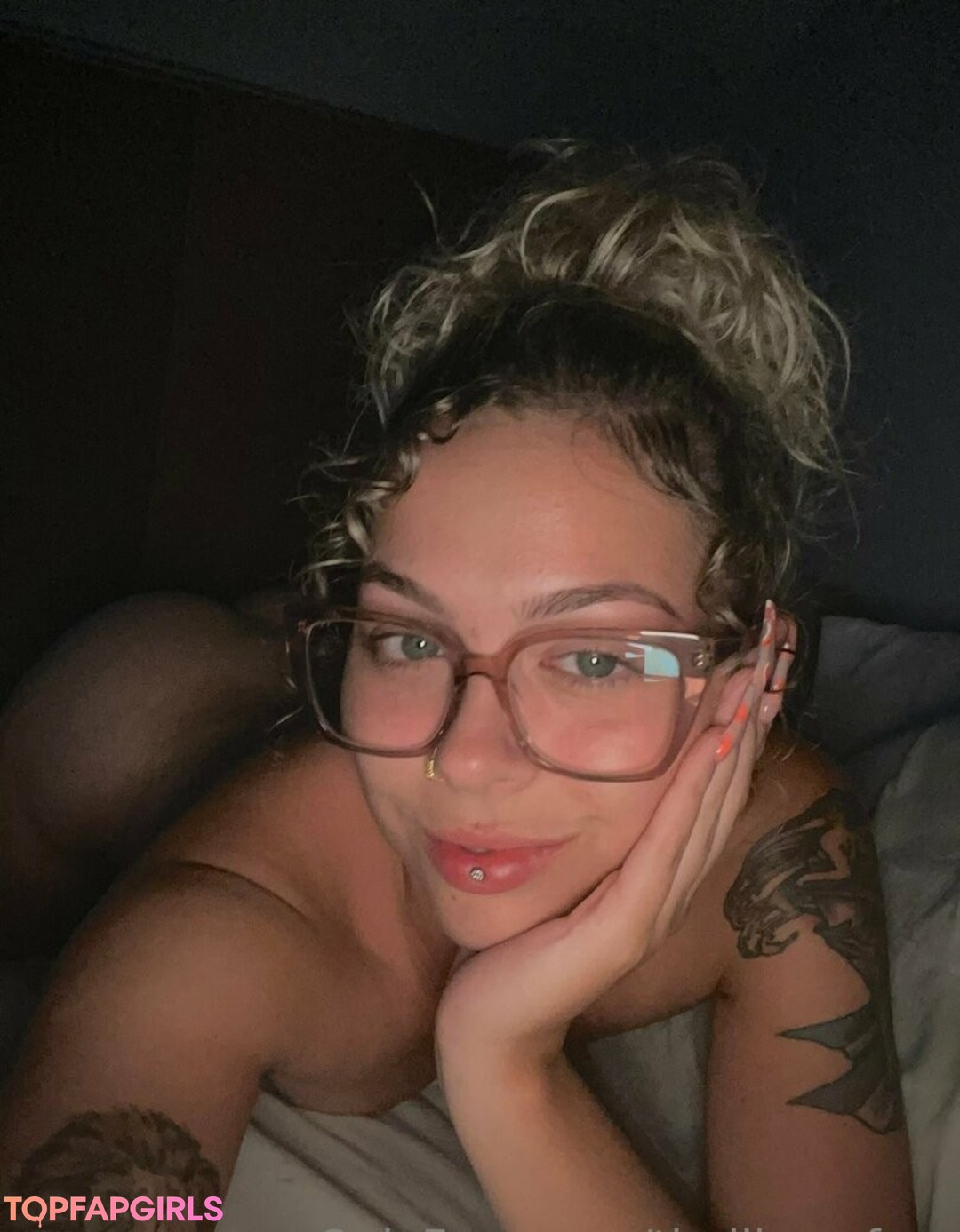Foto desnuda filtrada de OnlyFans de Thelilrosefree #99 Foto desnuda filtrada de OnlyFans de Thelilrosefree #99