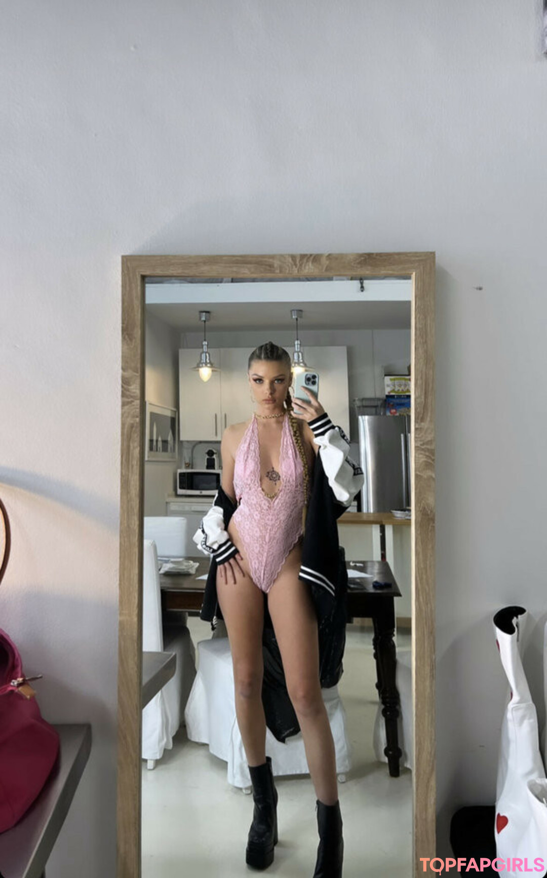 Foto desnuda filtrada de OnlyFans de Madison Teeuws #88 Foto desnuda filtrada de OnlyFans de Madison Teeuws #88