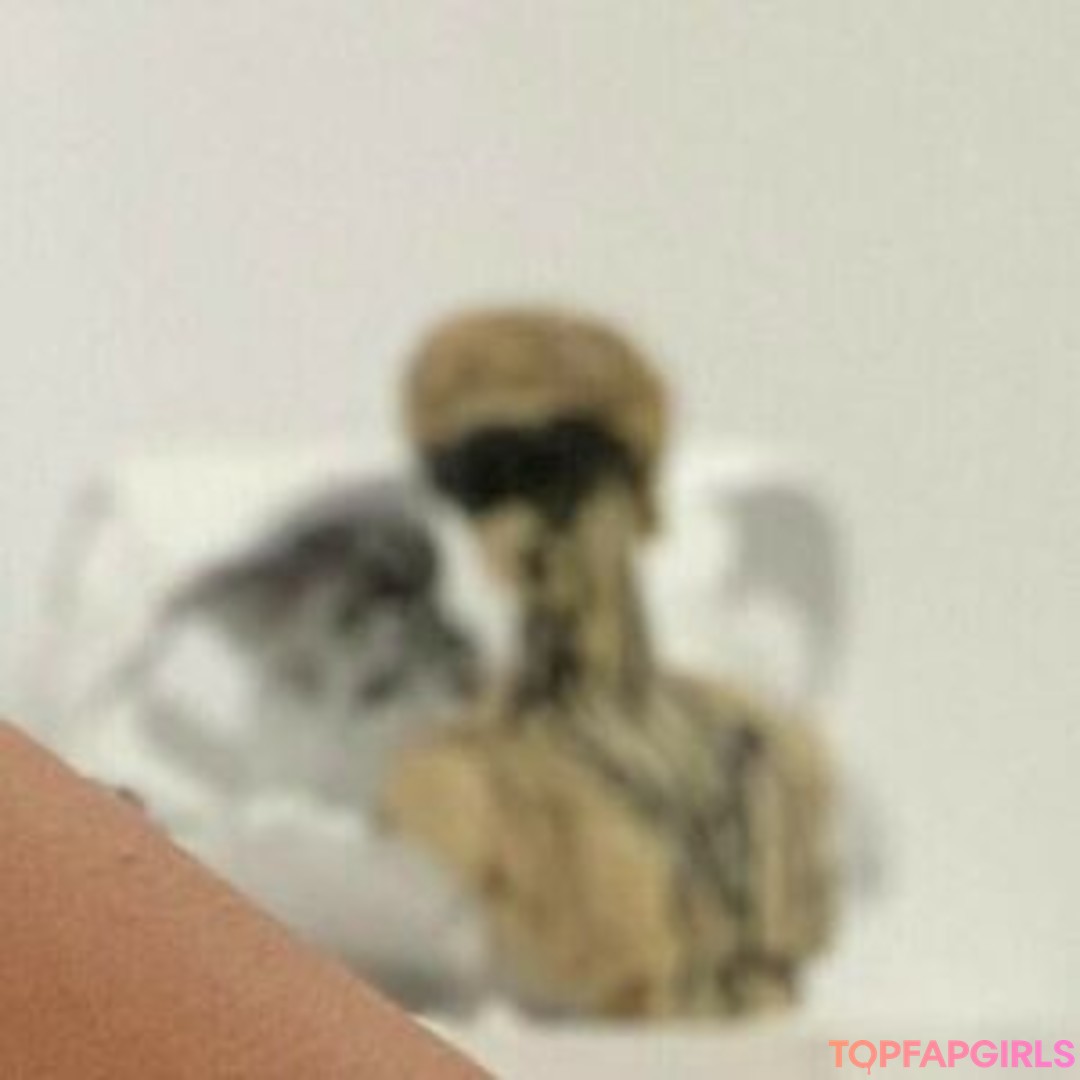 Foto desnuda filtrada de OnlyFans de Ofromophelia #18 Foto desnuda filtrada de OnlyFans de Ofromophelia #18