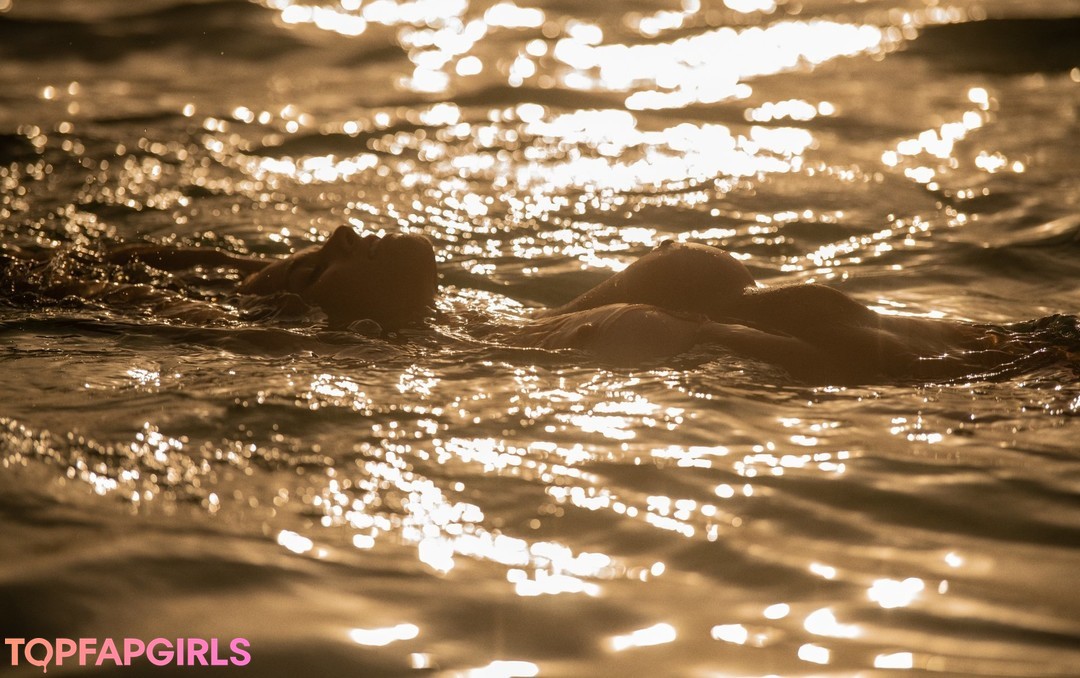 Foto desnuda filtrada de OnlyFans de Natalie Jayne Roser #140 Foto desnuda filtrada de OnlyFans de Natalie Jayne Roser #140