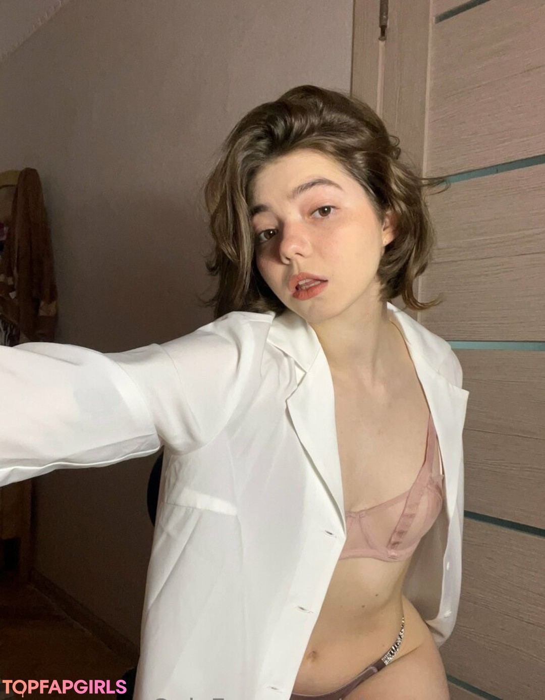 Foto desnuda filtrada de OnlyFans de Plumpymage #364 Foto desnuda filtrada de OnlyFans de Plumpymage #364