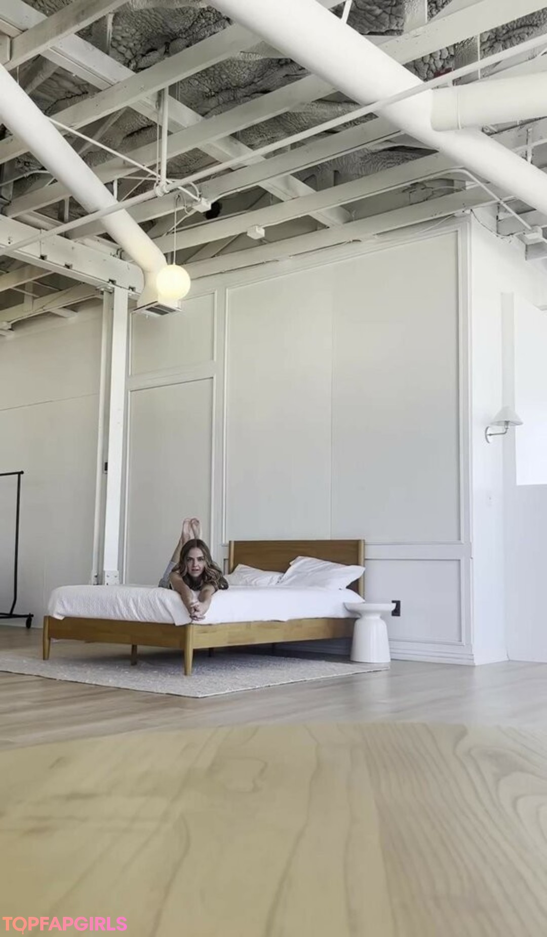 Foto desnuda filtrada de OnlyFans de Lifewithlaurenmae #25 Foto desnuda filtrada de OnlyFans de Lifewithlaurenmae #25