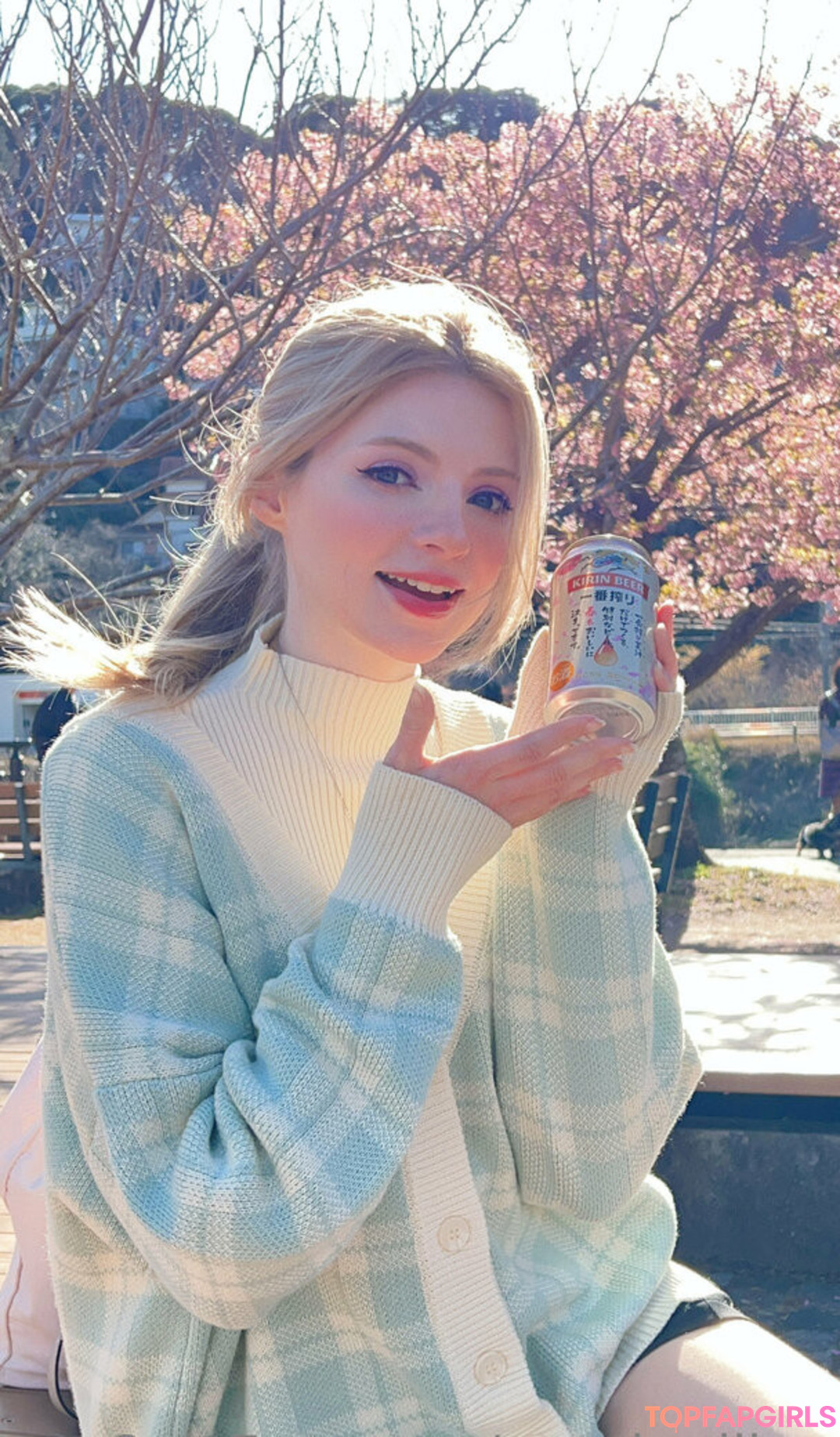 Foto desnuda filtrada de OnlyFans de Peachymilky #447 Foto desnuda filtrada de OnlyFans de Peachymilky #447