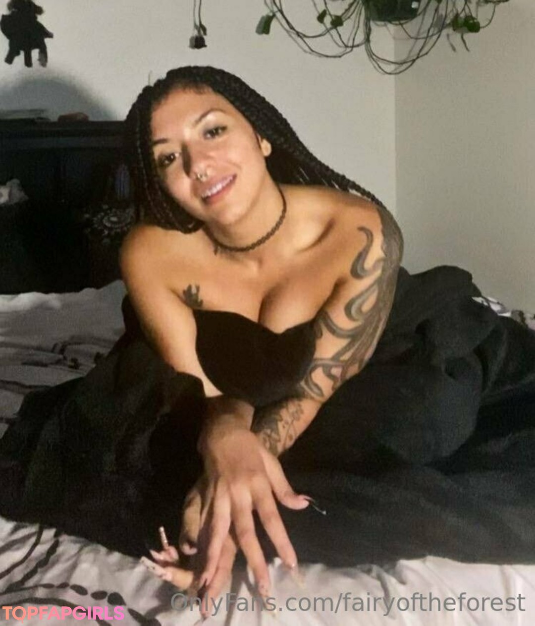 Foto desnuda filtrada de OnlyFans de Lunamorgantv #179 Foto desnuda filtrada de OnlyFans de Lunamorgantv #179