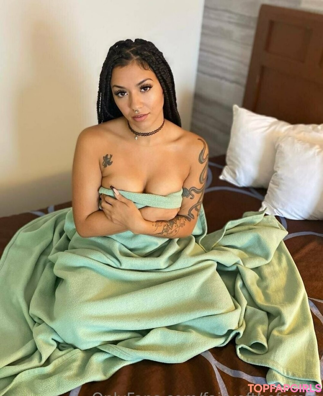 Foto desnuda filtrada de OnlyFans de Lunamorgantv #231 Foto desnuda filtrada de OnlyFans de Lunamorgantv #231
