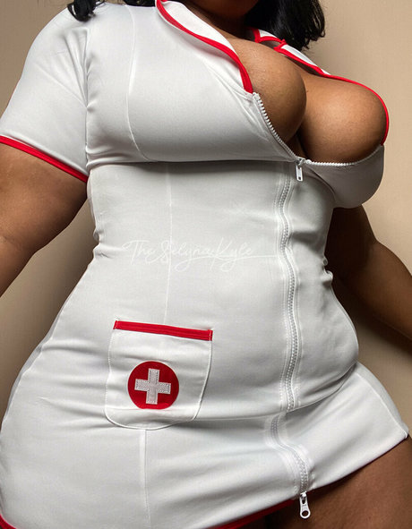 Foto desnuda filtrada de OnlyFans de Selynakylexoxo
