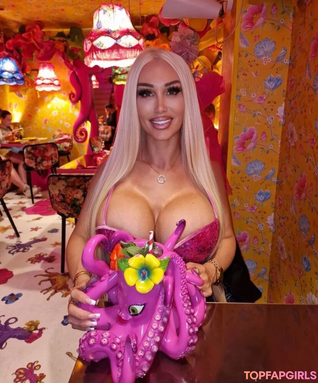 Foto desnuda filtrada de OnlyFans de Kristhin Gomez #202 Foto desnuda filtrada de OnlyFans de Kristhin Gomez #202