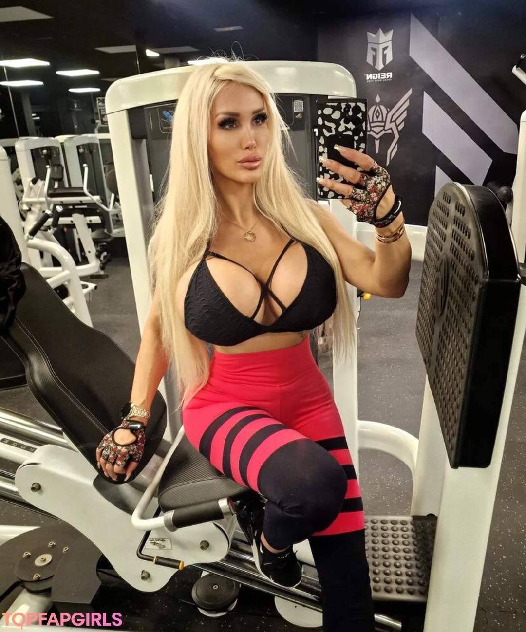 Foto desnuda filtrada de OnlyFans de Kristhin Gomez #211 Foto desnuda filtrada de OnlyFans de Kristhin Gomez #211