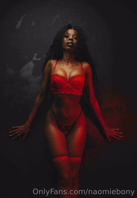 Foto desnuda filtrada de OnlyFans de Naomiebony