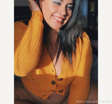 Foto desnuda filtrada de OnlyFans de Thebreanakhalo