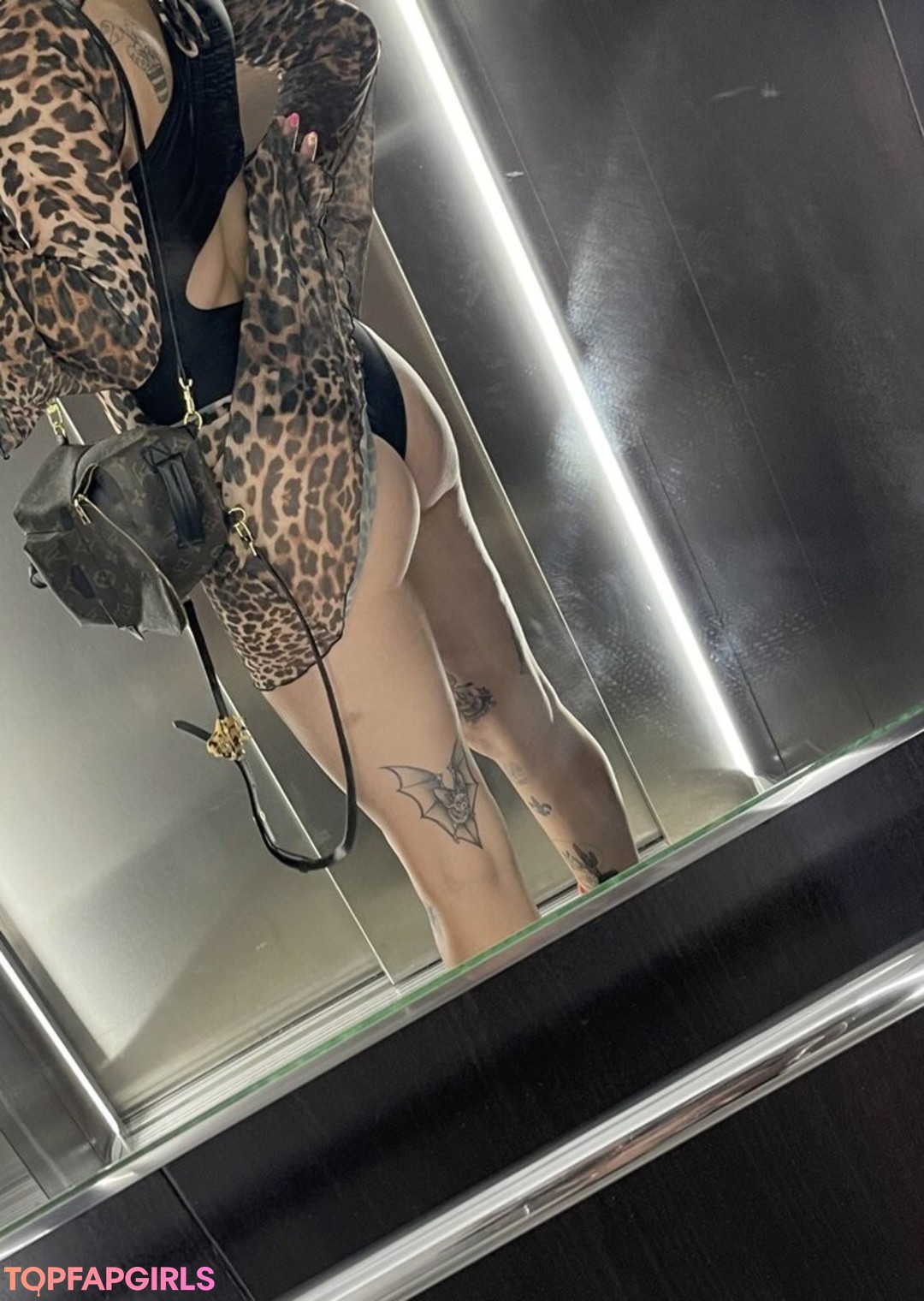 Foto desnuda filtrada de OnlyFans de Craysounds #140 Foto desnuda filtrada de OnlyFans de Craysounds #140